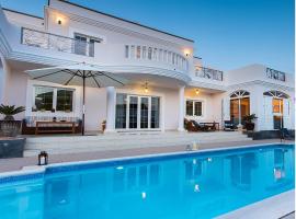 Villa Costa Golf, хотел близо до Costa Teguise Golf Course, Коста Тегисе