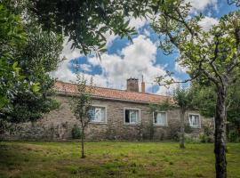 Turismo Rural O Xastre de Anos, maalaistalo Cabana de Bergantiñosissa