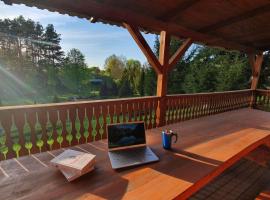 Słoneczna Dolina nad Biebrzą, hotel-fazenda em Goniadz