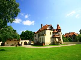 Hotel Pałacyk, viešbutis mieste Legnica