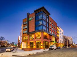 Holiday Inn Express & Suites - Charlotte - South End by IHG, Holiday Inn Hotel in Charlotte