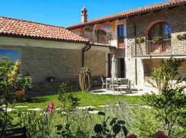 Apartment Casa Vacanza Cascina Lovera-4 by Interhome, hotel v destinaci Belvedere Langhe