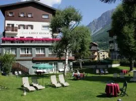 Hotel Larice Bianco
