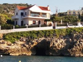 Ostria Seaside Home, villa in Almirida