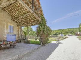 Burgundian Farmhouse in Talon with Fireplace, vacation rental in Talon