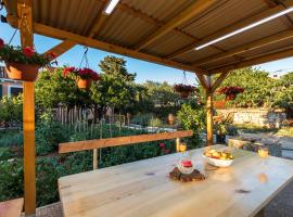 Vacation house Orange, vil·la a Veli Lošinj