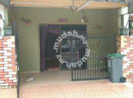 Reeniy Homestay Mersing, hotel v destinaci Mersing
