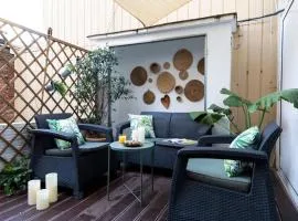 AB Rossello Center Terrace