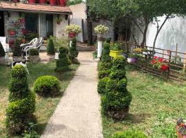 Villa Baroque, Hotel in Pierrefitte-sur-Seine