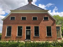 B&B In het Voorhuys, מלון ליד Noord Nederlandse Golf, זאודלארן