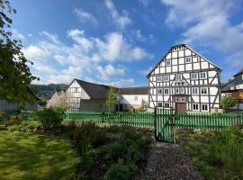 Hof Hallenberg – hotel w mieście Hallenberg