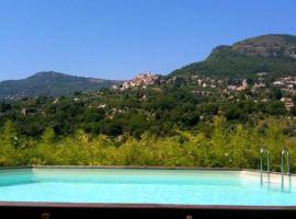 투레트-쉬르-루에 위치한 가족 호텔 Villa au calme 2 maisons ,vue panoramique,piscine