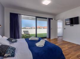 Villa Aurus - Luxury 5 bedroom, golf hotel in Vir