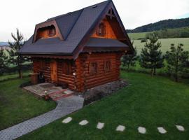 Ubytovanie Koliba Pacho - Zrub Jolanka, hotel with parking in Prievidza