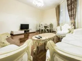 Sweet Home 8 VIP at Freedom Square