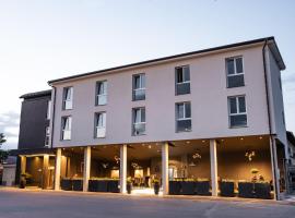 Hotel Leonardo, hotell i Slovenska Bistrica
