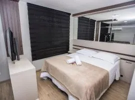 Studio com Cama e Sofá-Cama de Casal - ALL2011