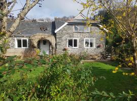 Stable Cottage "The Unicorn Stable": Yelverton şehrinde bir tatil evi