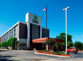 Holiday Inn Express Tallahassee, an IHG Hotel, hotel cerca de Alfred B Maclay Gardens State Park, Tallahassee