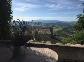 Chez Marius Gordes Vue panoramique sur luberon, apartment in Gordes