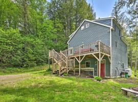 Cabin in the Untouched Woods - 3 Miles to Ski, vacation home in Jay