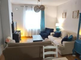 Apartamento Valmojado, hotel perto de Estação de metrô Aluche, Madri