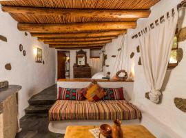 Natura cottages, hotel in Makry Gialos