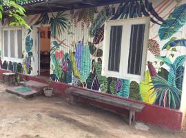 Catch The Ella Train Hostel, hostel in Kandy
