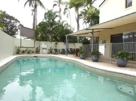 Le Court Villas