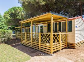 Camping Adria Mobile Homes in Brioni Sunny Camping, hotell sihtkohas Pula