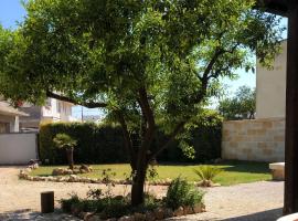 Il Giardino di Mela, casa per le vacanze a Collemeto