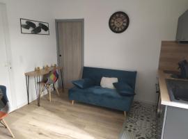 Agréable T2 au calme proche gare, apartament din Perpignan