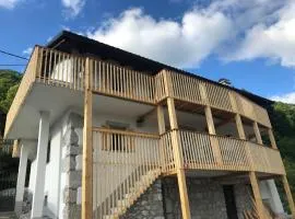 Hiša Pri Koritu - Apartma Matajur
