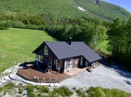 Heinåli Hytta, hotel u gradu Isfjorden