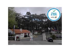 Parque de Campismo Orbitur Valado, camping en Nazaré