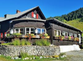 Gasthof Auerhahn, hotel v destinaci Lech am Arlberg