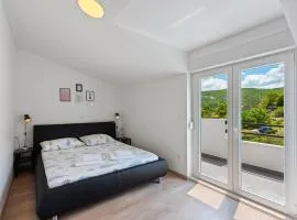 Villa in Neoric with Pool and Bubble Bath