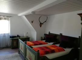 Pension Restaurant Ewald, hotel v destinaci Bischofsheim an der Rhön