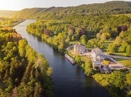 Les Sorbiers, hotel in Heer