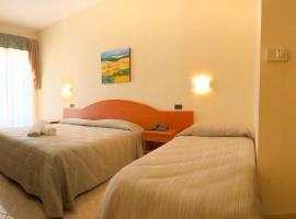 Hotel Mille Pini – hotel w mieście Ginosa Marina