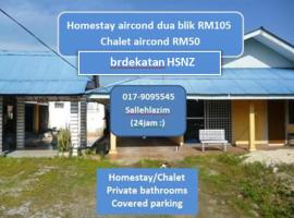 Chalet aircond HSNZ KTCC RM50 OYO homestay RM100 Kakmah roomstay pantai timur guest house Kuala Terengganu, hotel in Kuala Terengganu