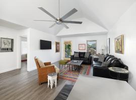 Folly Vacation Fantastic Vibe! Incredible Apt D, renta vacacional en Folly Beach