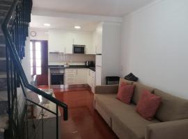 Casa Barrela II, hotel in Tavira