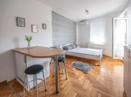 Stella Modern Apartment 2