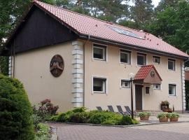 Villa Maniszewo, hotel with parking in Serbów