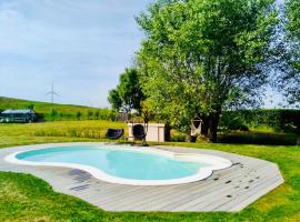 Demeure de charme haut de gamme - Piscine chauffée, hotel u blizini znamenitosti 'Zwankendamme' u gradu 'Lissewege'