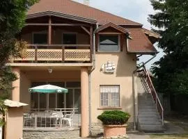Vitorlás Apartmanház