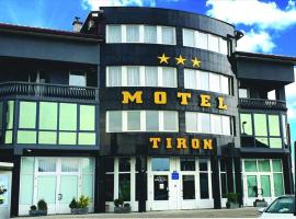 Motel Tiron – hotel w pobliżu miejsca Železnička Stanica Čatići w mieście Kakanj