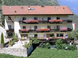 Residence Alpenrose, serviced apartment in Martello