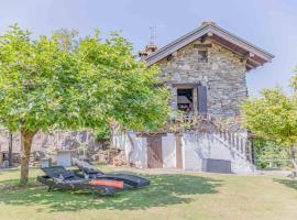 Solivo Farm, cottage in Cannobio